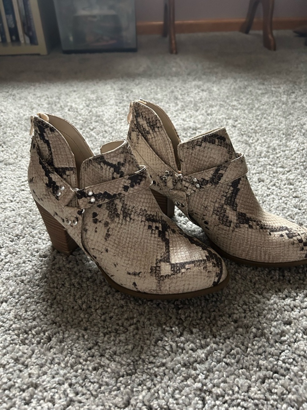 Fergalicious Women's Snake-Print Heeled cowboy Booties in Beige